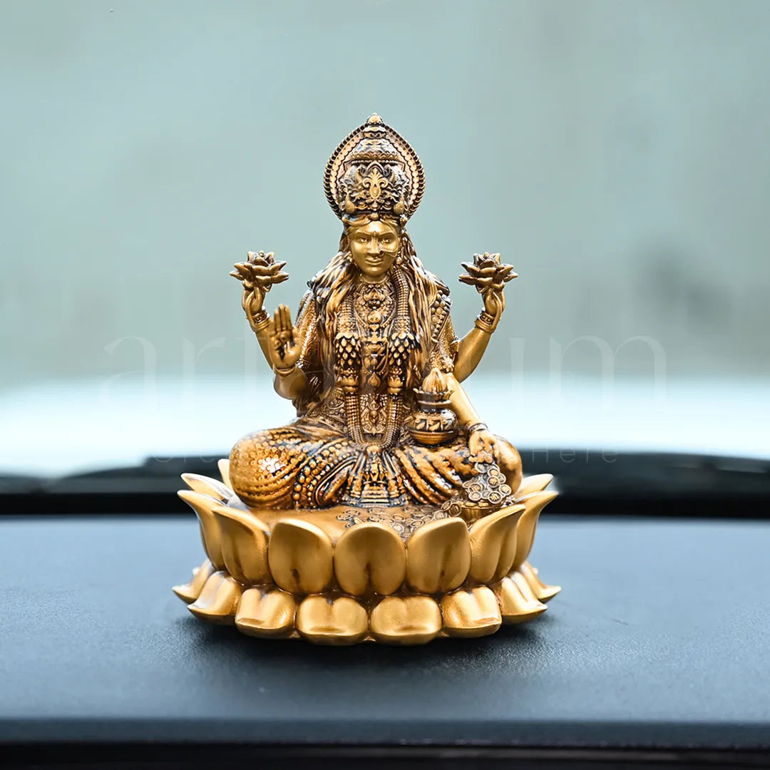 Dhanalaxmi Murti (Lotus) Car dashboard