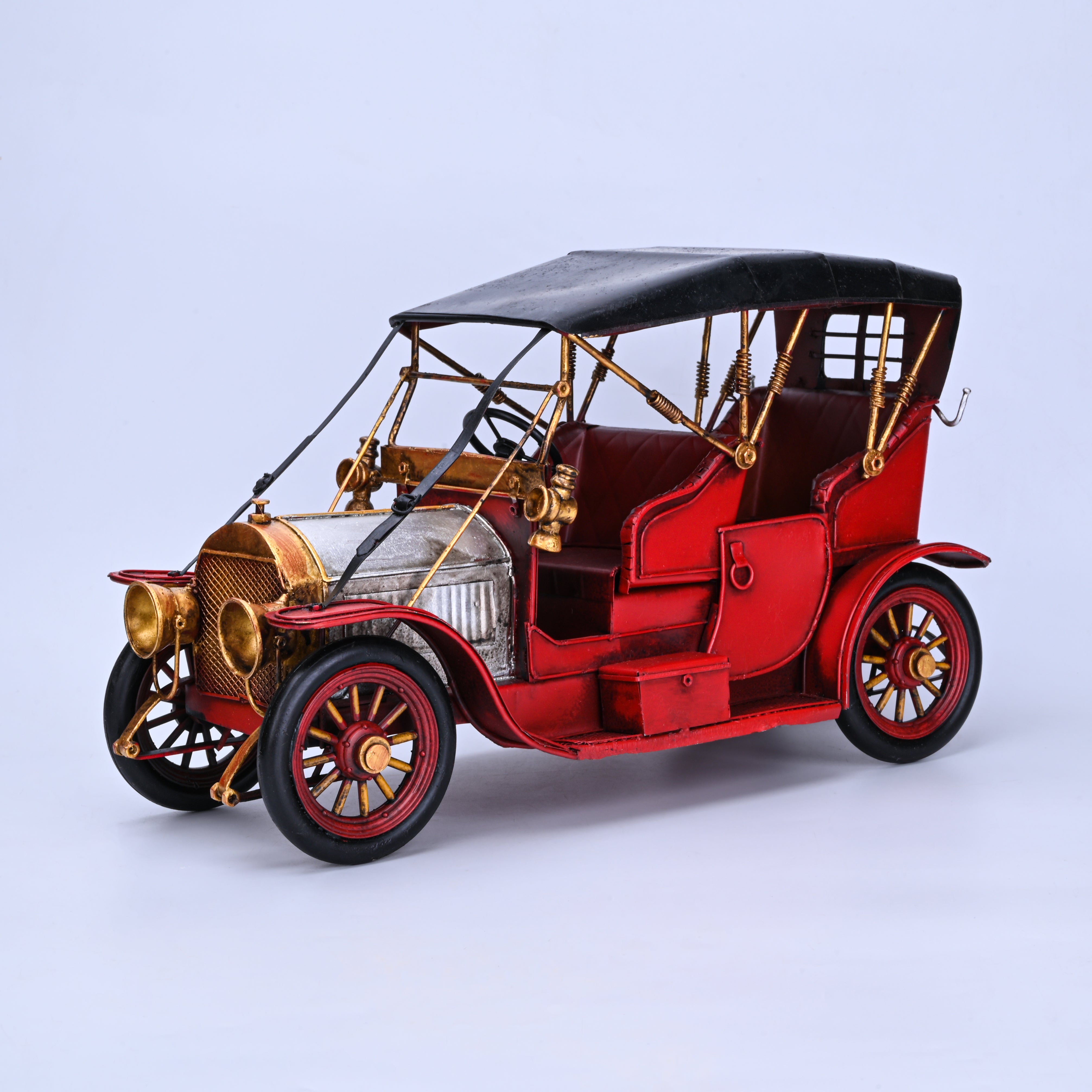 Pixel Vintage Car Model