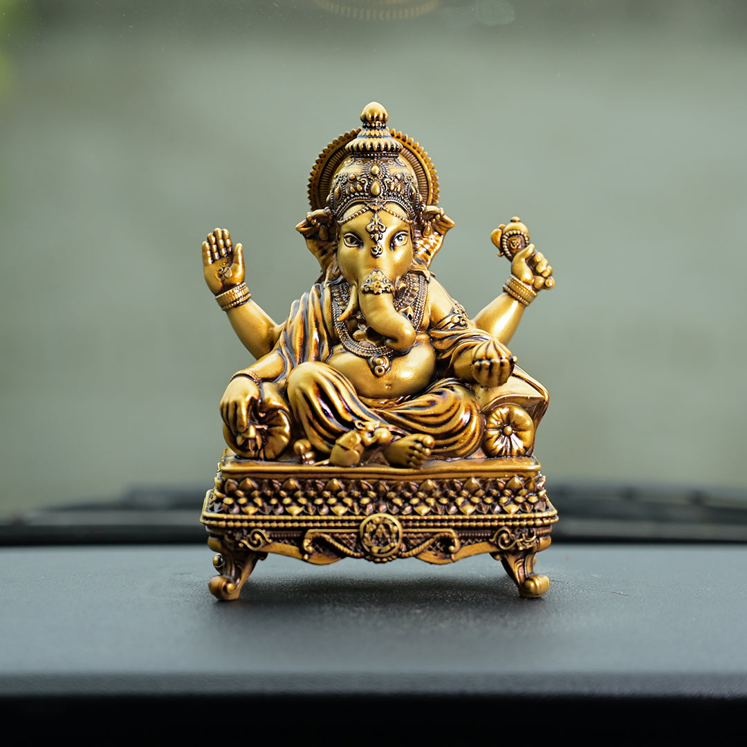 Vinayaka Car Dashboard